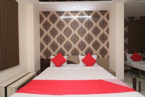 Oyo 27611 Hotel Shree Regency