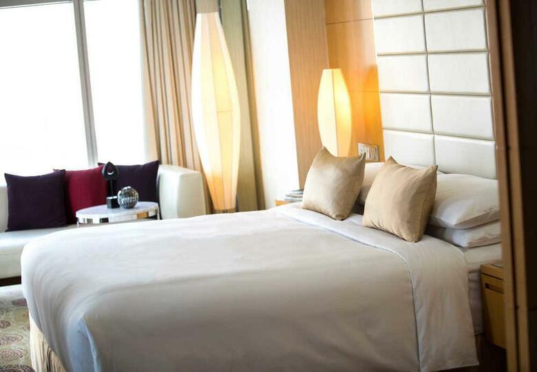 Renaissance Shanghai Putuo Hotel