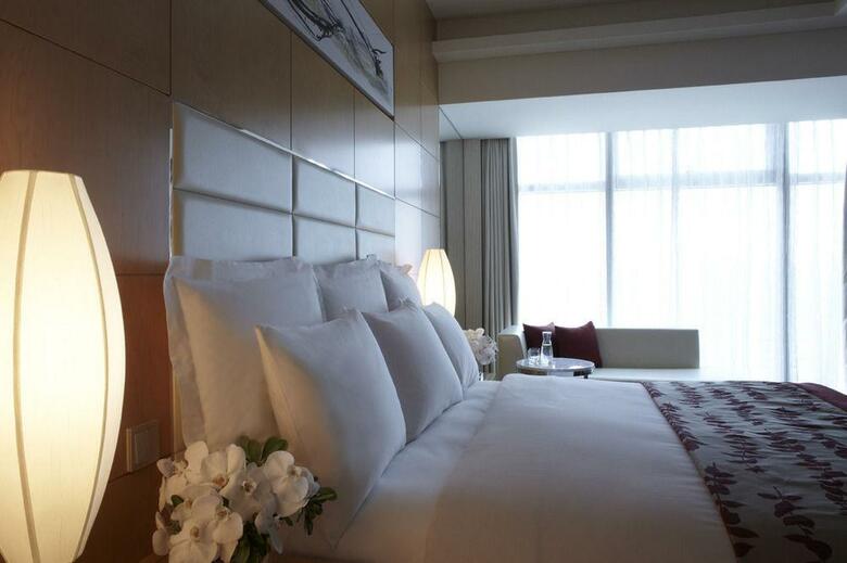 Renaissance Shanghai Putuo Hotel