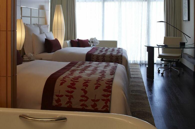 Renaissance Shanghai Putuo Hotel