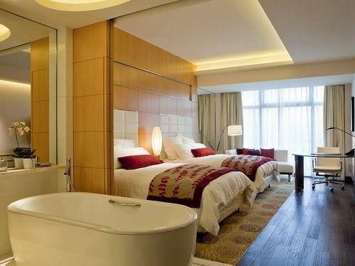 Renaissance Shanghai Putuo Hotel