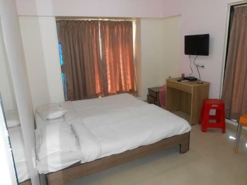 Bed & Breakfast Tuliipstays - Powai Sai Sapphire