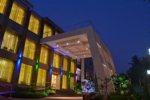 Hotel Club Emerald