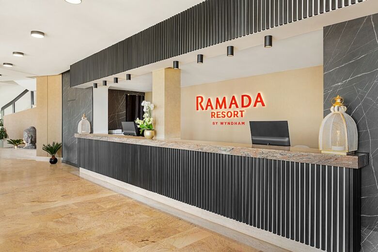 Hotel Ramada Resort By Wyndham Puerto de Mazarron