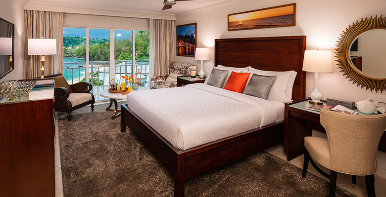 Hotel Sandals Regency La Toc