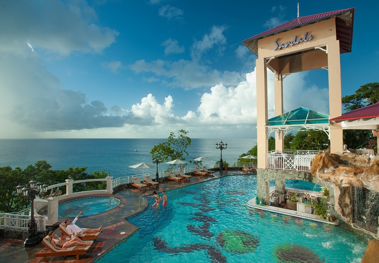 Hotel Sandals Regency La Toc
