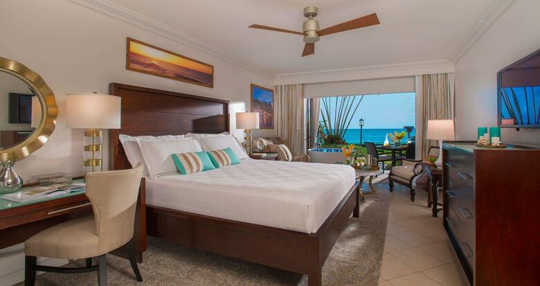 Hotel Sandals Regency La Toc