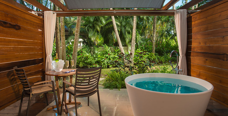 Hotel Sandals Regency La Toc