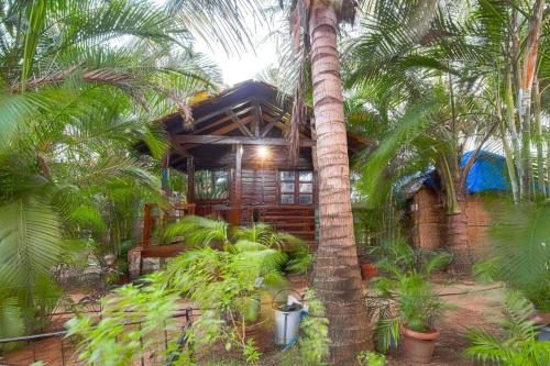 Rustic Hut At Ashwem Beach, Goa, By Guesthouser 33445