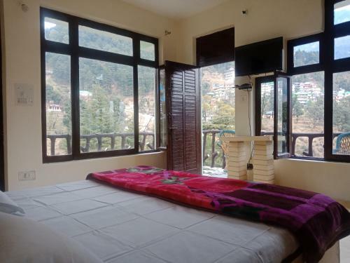 Hotel Pine Spring