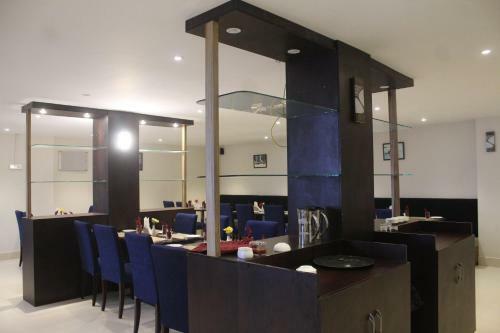 Hotel The Mansarovar