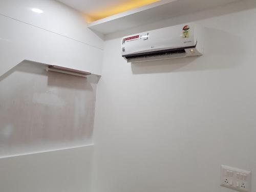 Entire World Class Apartment Near Metro Station
