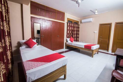 Hotel Oyo 14138 Om Shree Cottage
