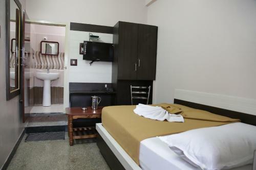Hotel Shreevara Residency