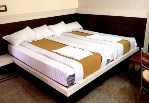Hotel Shreevara Residency