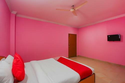 Oyo 18510 Hotel Sri Venkateshwara