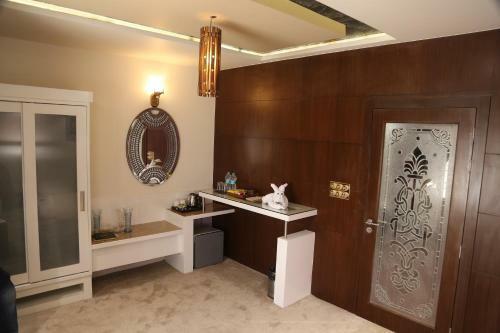 Hotel Prince Viraj