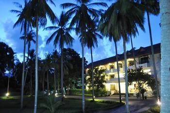 Hotel Coconut Beach Resort