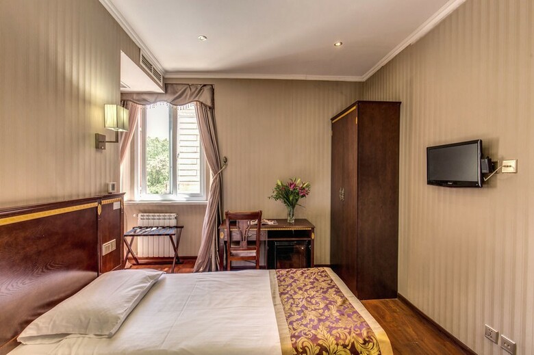 Hotel Rome Love