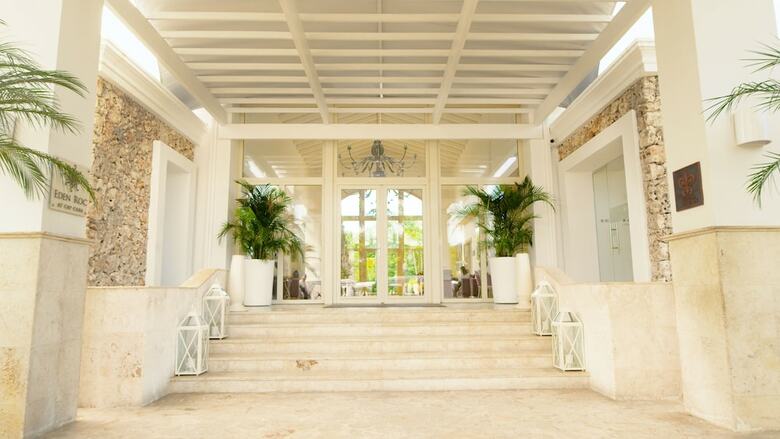 Hotel Eden Roc En Cap Cana