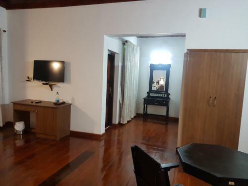 Hotel Kumarakom Heritage