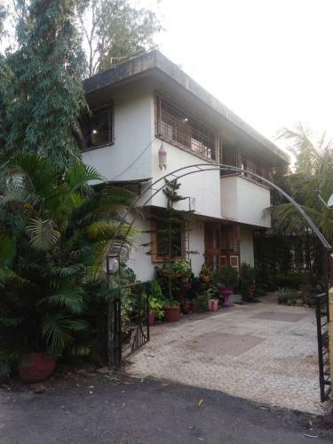2 Bhk Bungalow With Pool