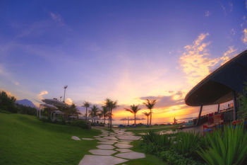 Hotel Komune Resort & Beach Club Bali