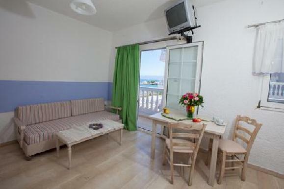 Hotel Elmi Suites