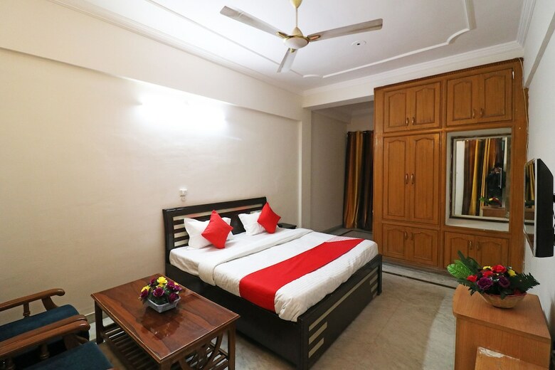 Hotel Oyo 26657 Vrindaban Guest House