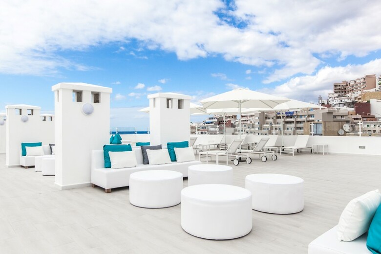Hotel Blue Sea Lagos de Cesar