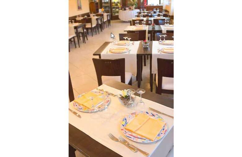 Recina Hotel