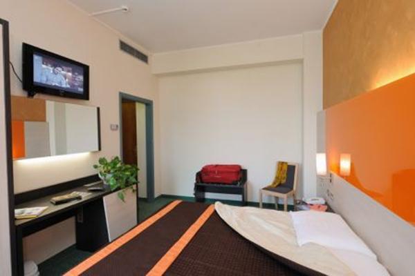 Hotel Meeting