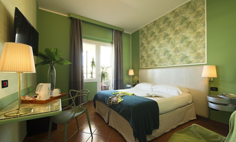 Hotel De La Pace