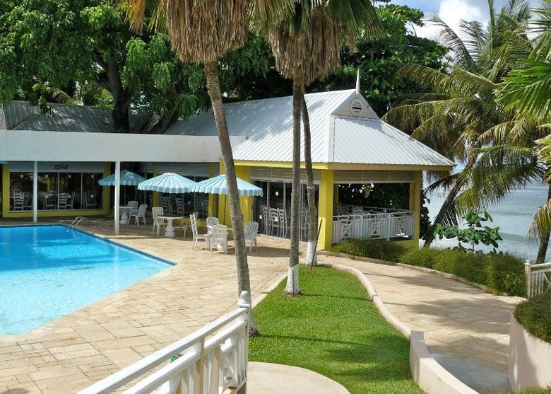 Hotel Tropikist Beach