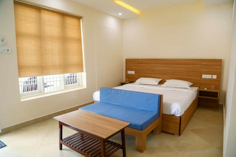 Oceanside Hotel