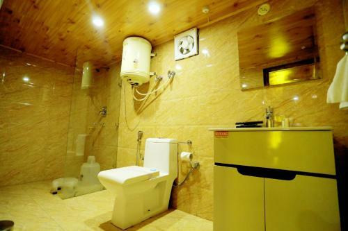 Hotel Amara Resorts Manali