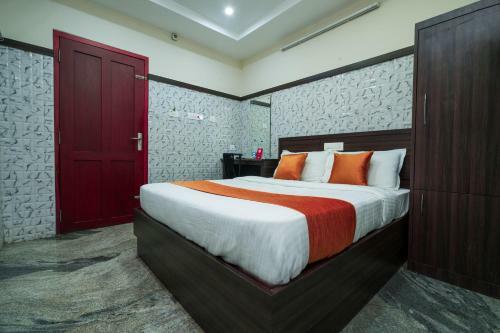 Hotel Oyo 4678 Greens Residency