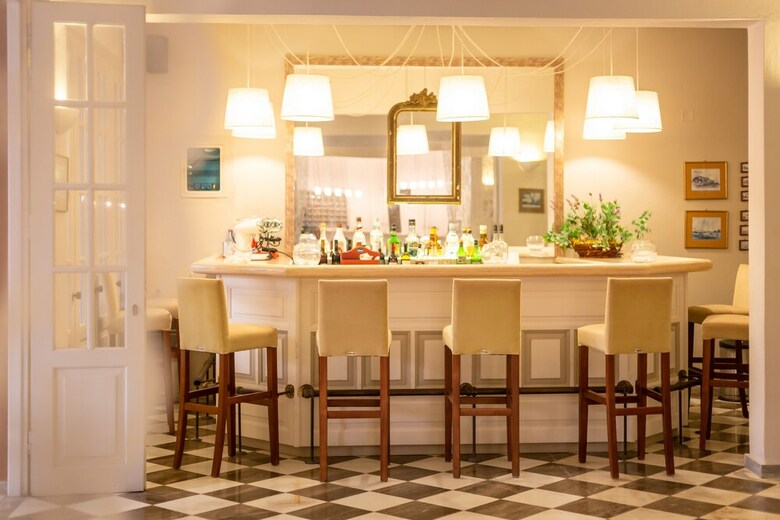 Hotel Omiros