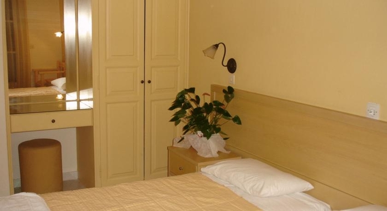 Hotel Omiros