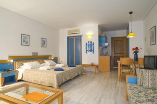 Hotel Ilianthos Village