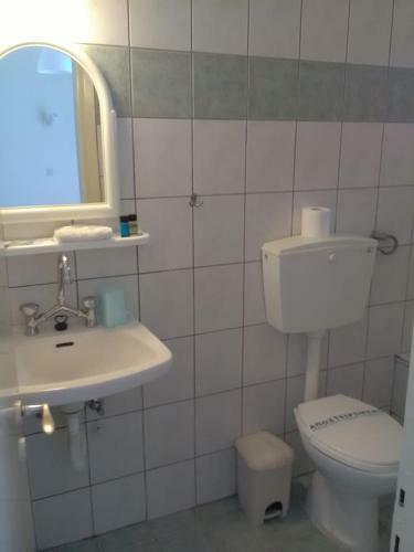 Hotel To Giouli