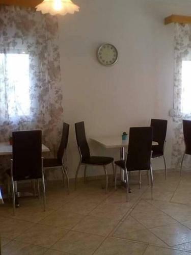Hotel To Giouli