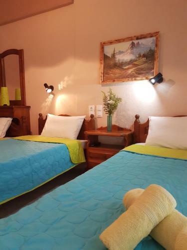 Hostal Glyfoneri Pension