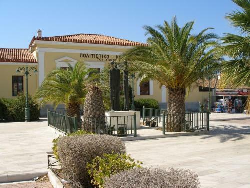 Villa Adamite