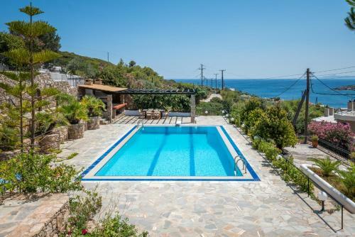 Villa Adamite