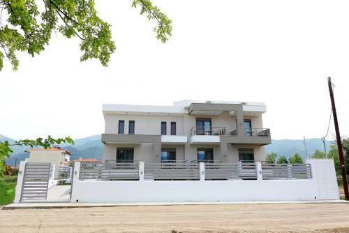 Kallini Apartments