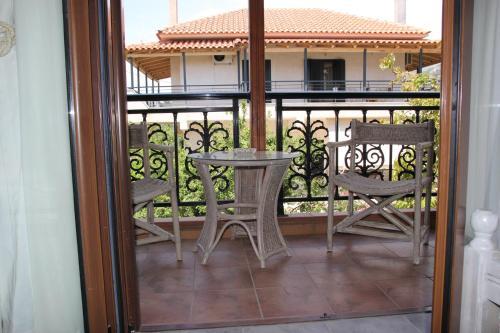 Niriides Apartments