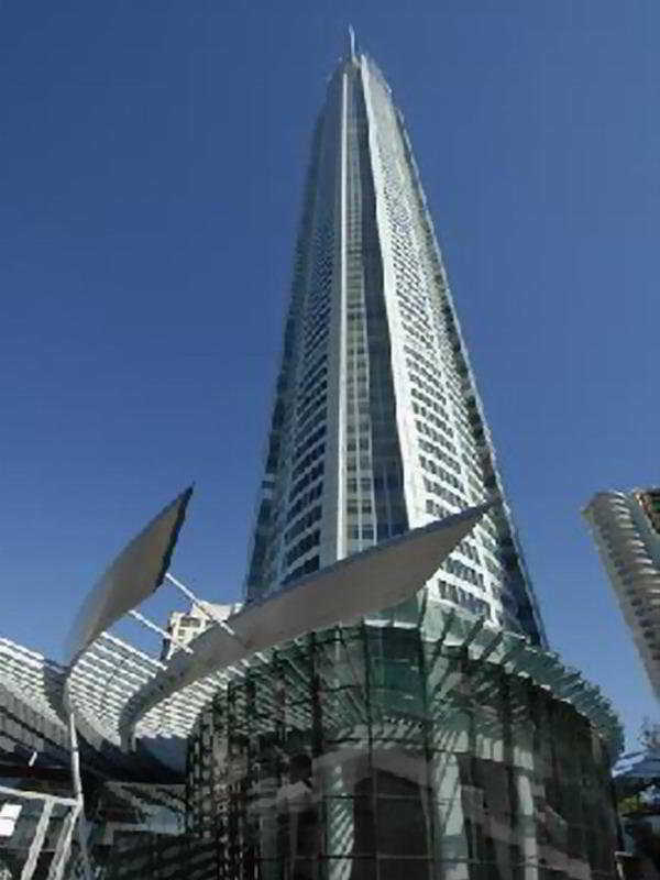 Hotel Q1 Accommodation Gold Coast