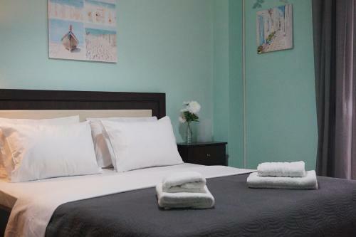 Navarino Square Apartment