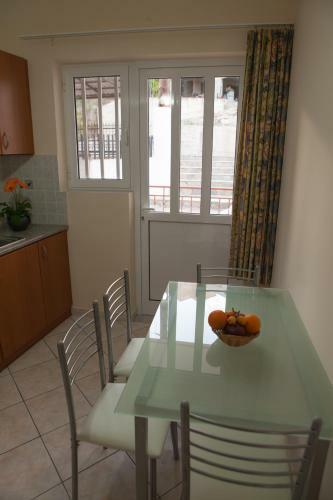 Iliana Apartments
